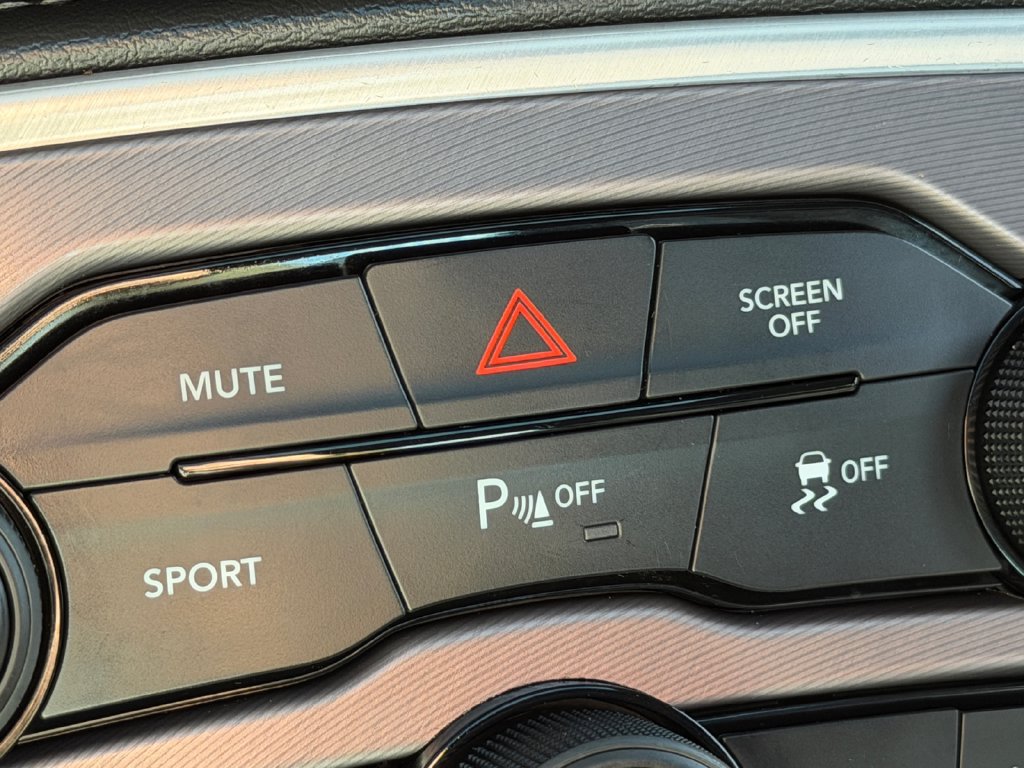 Used 2019 Dodge Challenger SXT w/ Plus Package AWD/4WD image 23