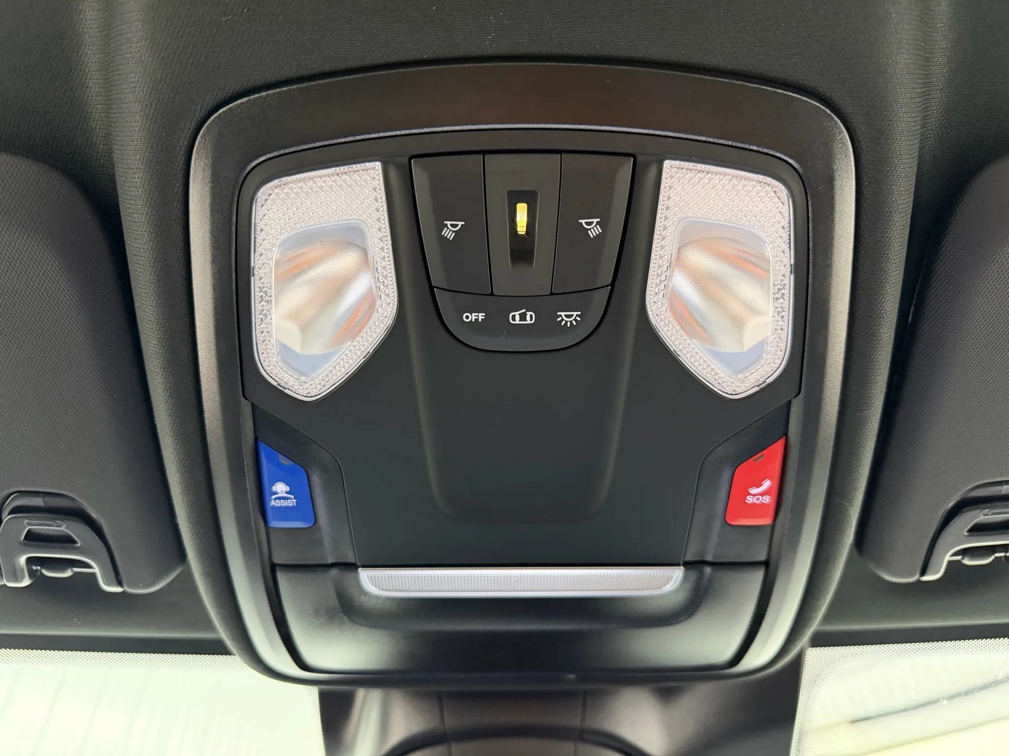 Used 2025 RAM 5500 Tradesman w/ Safety Group image 27