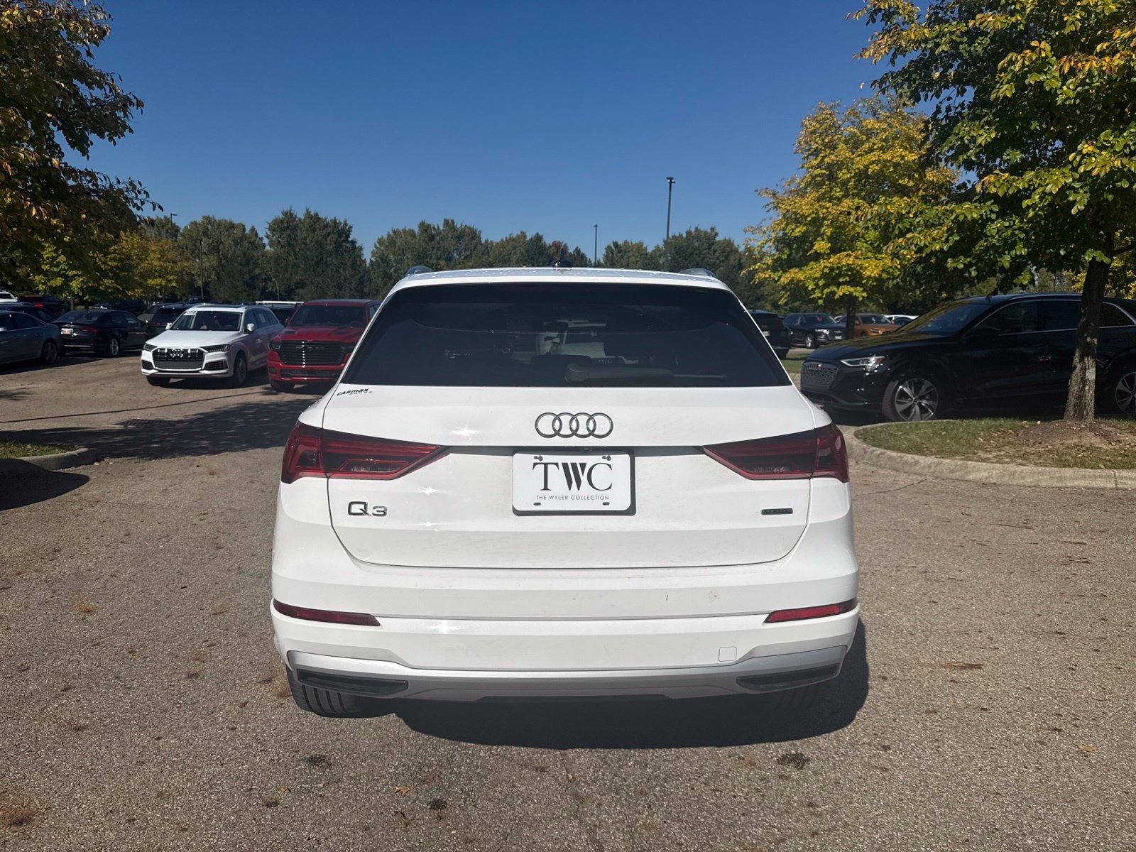 Used 2020 Audi Q3 2.0T Premium AWD/4WD image 4