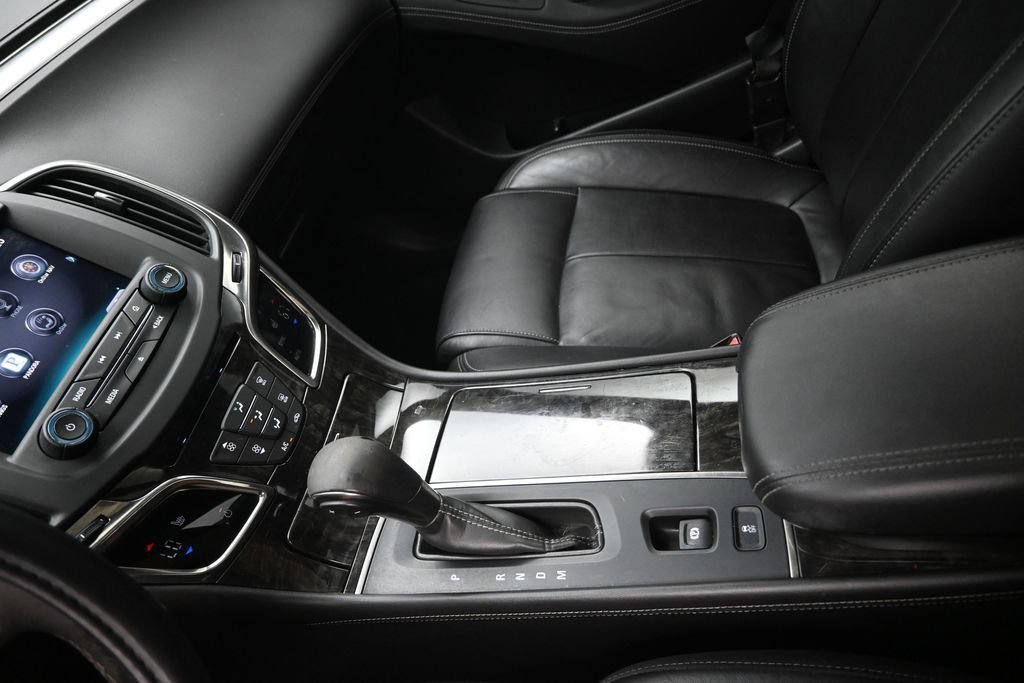 Used 2014 Buick LaCrosse Leather w/ Driver Confidence Package FWD image 19