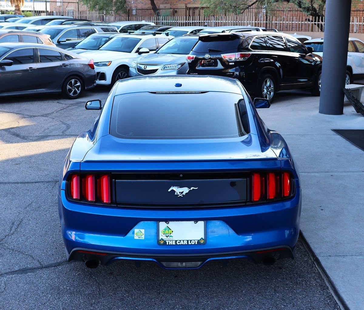 Used 2017 Ford Mustang Premium RWD image 10