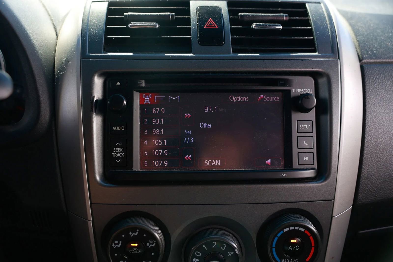 Used 2013 Toyota Corolla S Special Edition image 32