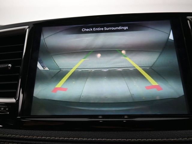 Used 2024 Chrysler Pacifica Limited FWD image 16