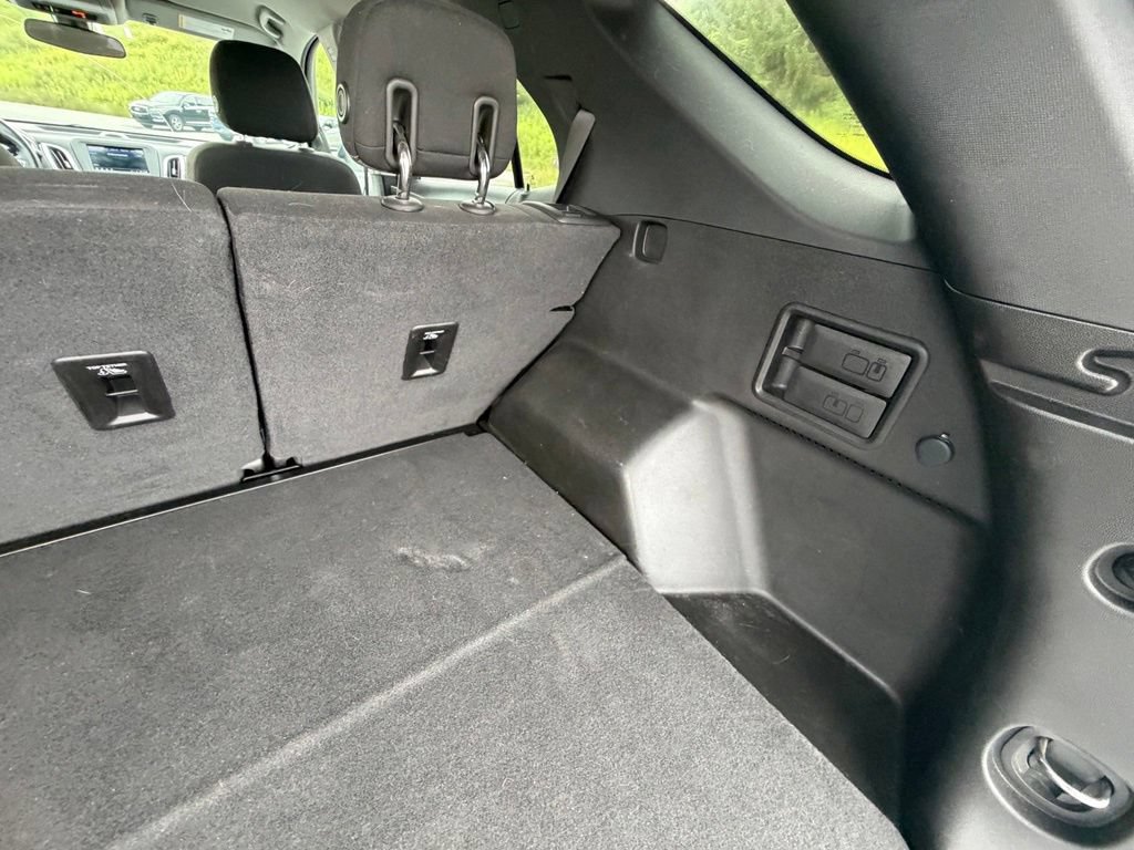 Used 2019 Chevrolet Equinox LT AWD/4WD image 45