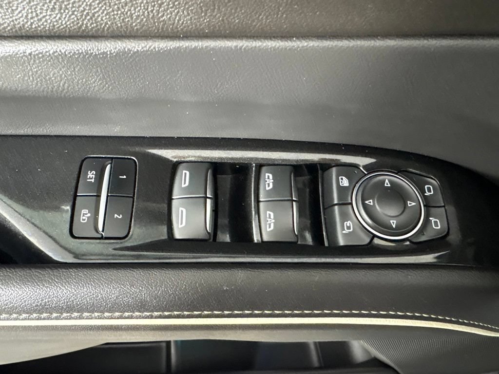 Used 2023 Cadillac Escalade Sport AWD/4WD image 15