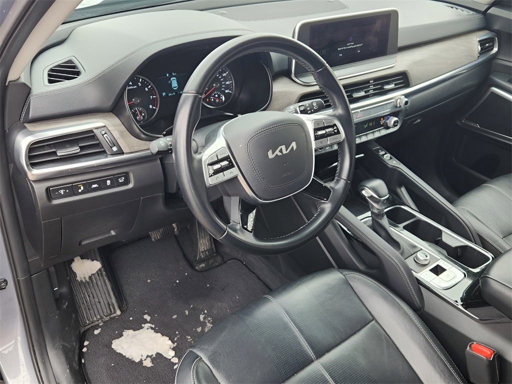 Used 2022 Kia Telluride EX w/ EX Premium Package image 17