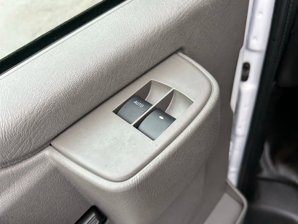 New 2025 Chevrolet Express 3500 w/ Power Convenience Package image 39