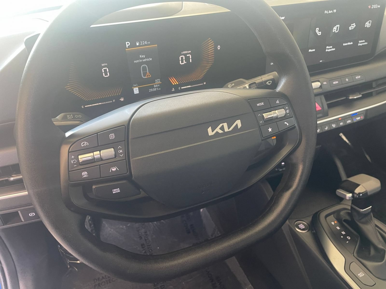 Used 2025 Kia K4 FWD image 27