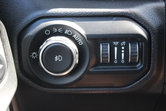 Used 2019 Jeep Wrangler Unlimited Sport S AWD/4WD image 14