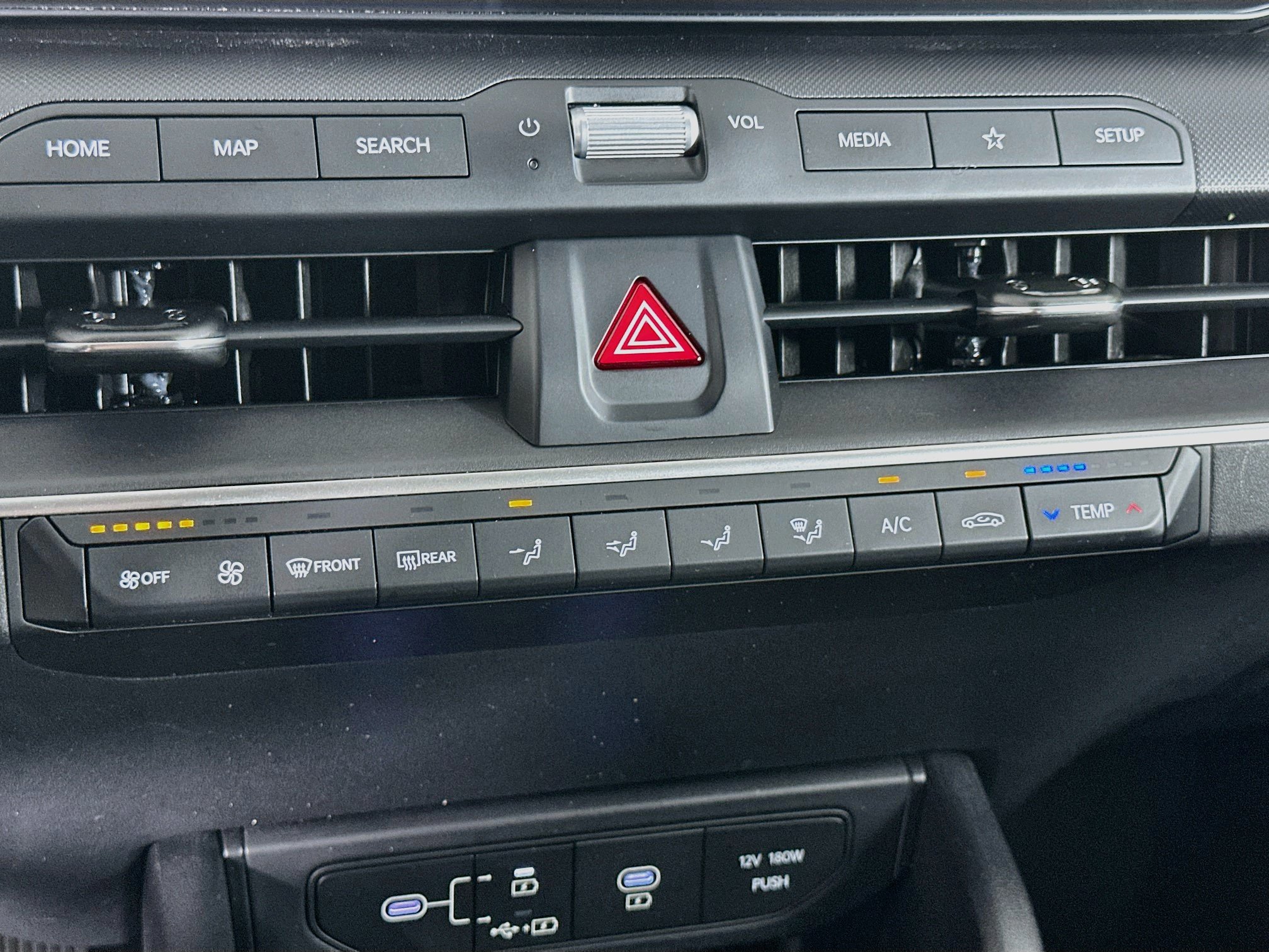 Used 2025 Kia K4 FWD image 24