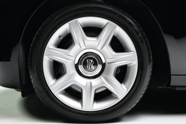 Used 2012 Rolls-Royce Ghost RWD image 39