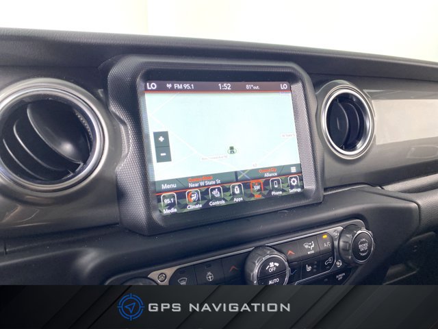 Used 2022 Jeep Wrangler Unlimited Sahara w/ Cold Weather Group AWD/4WD image 3