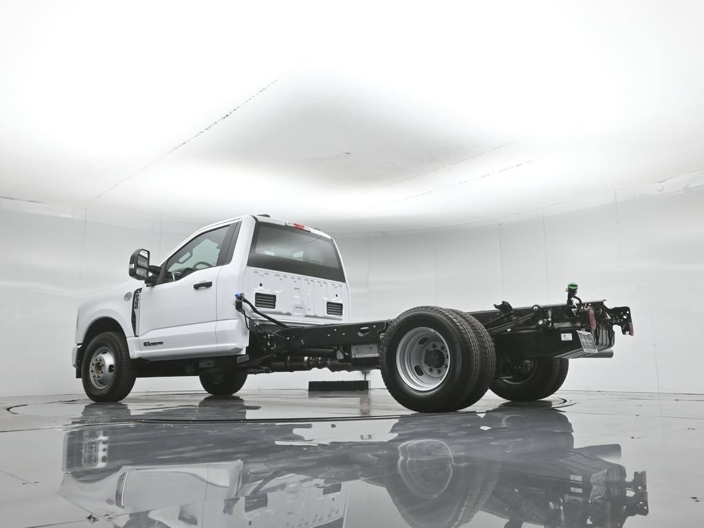 New 2026 Ford F350 XL w/ XL Chrome Package RWD image 42