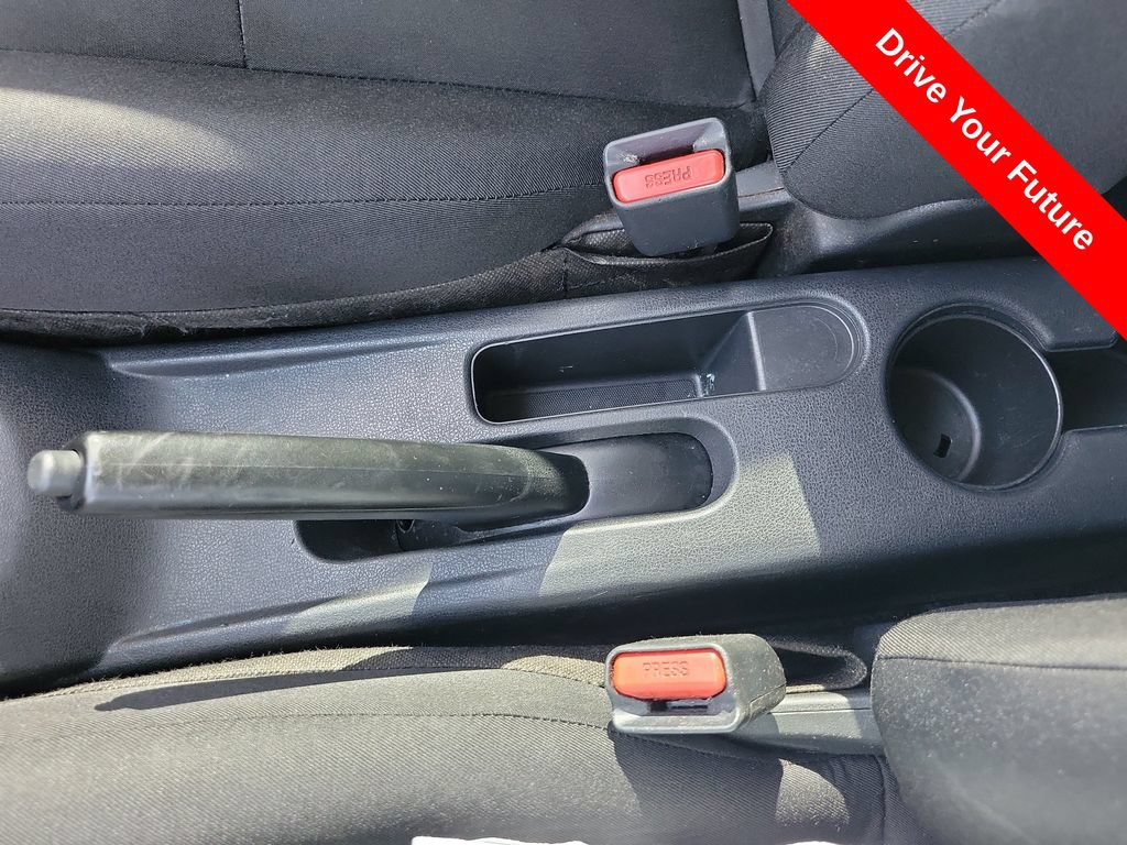 Used 2019 Nissan Versa S FWD image 16