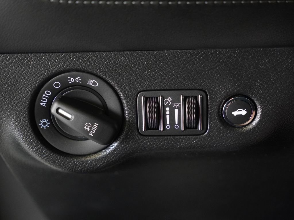 Used 2023 Dodge Challenger R/T Scat Pack w/ Plus Package RWD image 10