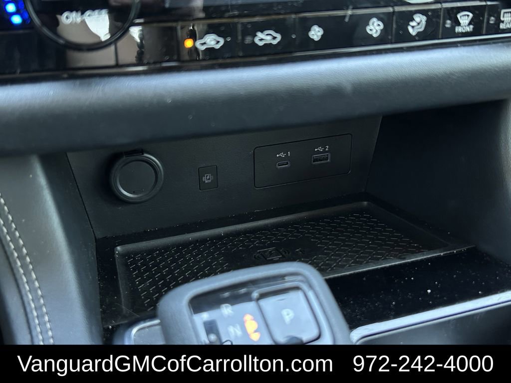 Used 2024 Nissan Pathfinder Platinum image 22