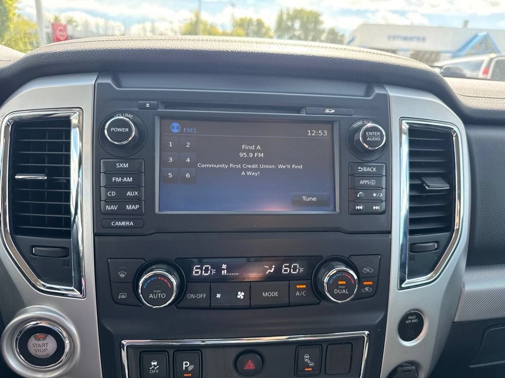 Used 2018 Nissan Titan PRO-4X AWD/4WD image 10