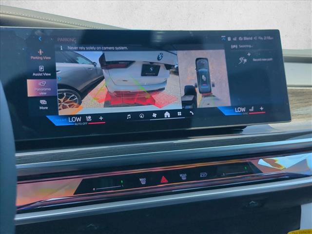New 2026 BMW 750e xDrive w/ Premium Package AWD/4WD image 13