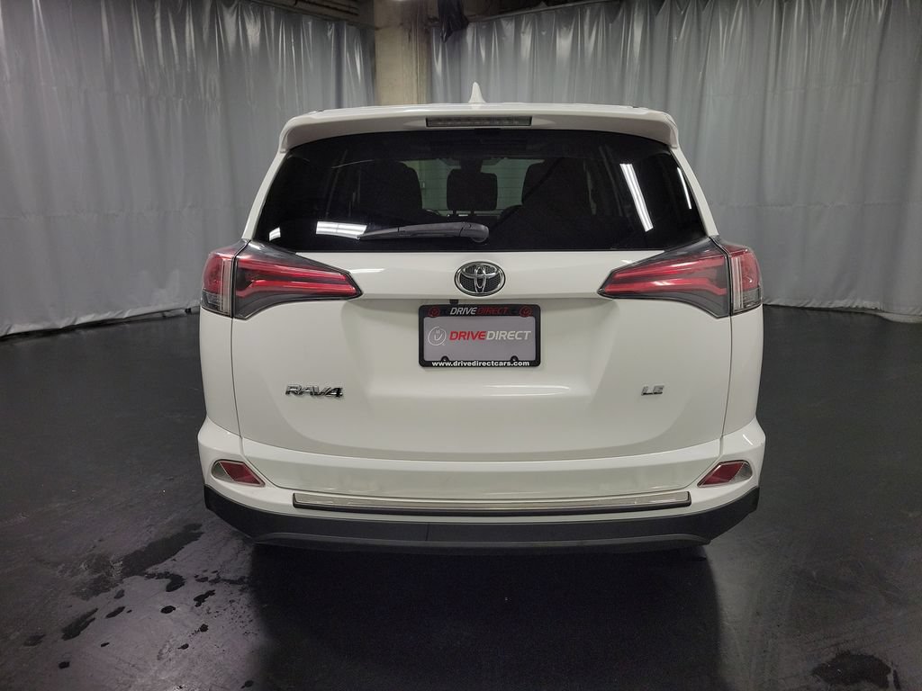 Used 2018 Toyota RAV4 LE w/ All Weather Liner Package FWD image 7