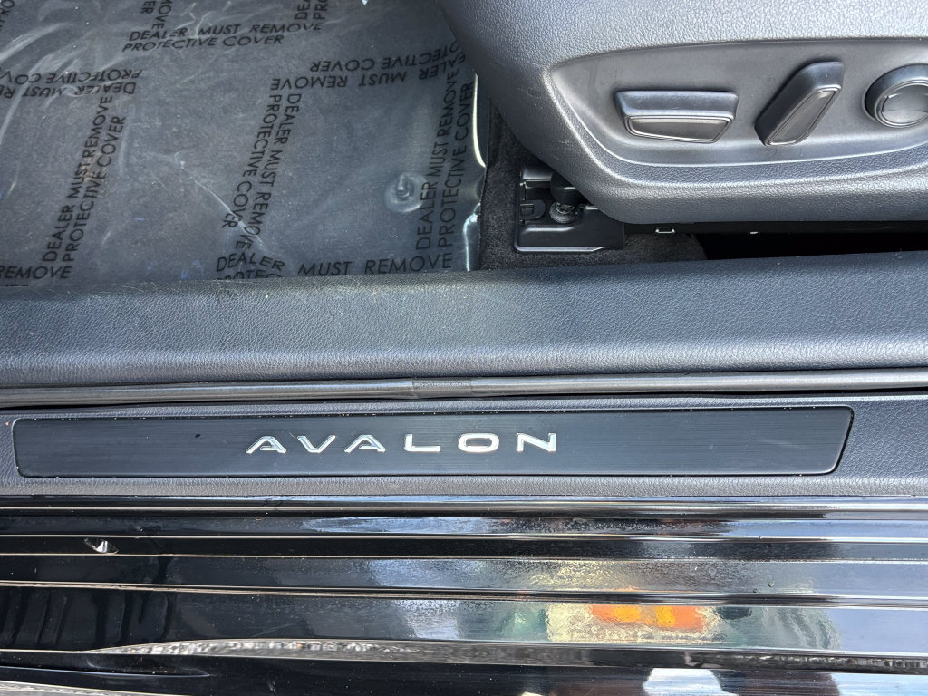 Used 2021 Toyota Avalon TRD FWD image 16