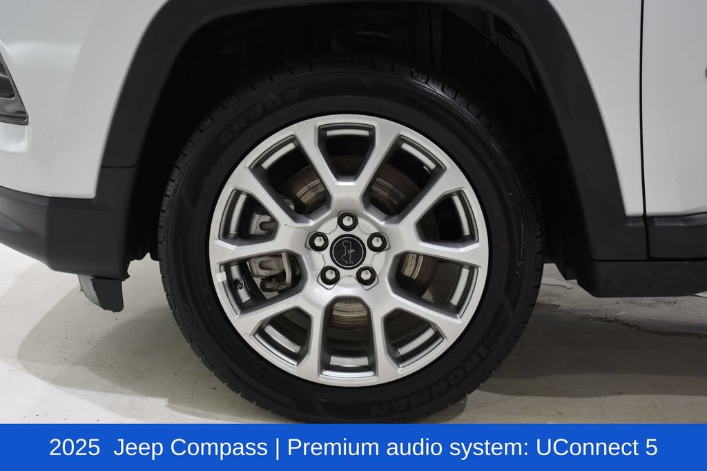 Used 2025 Jeep Compass Limited AWD/4WD image 6