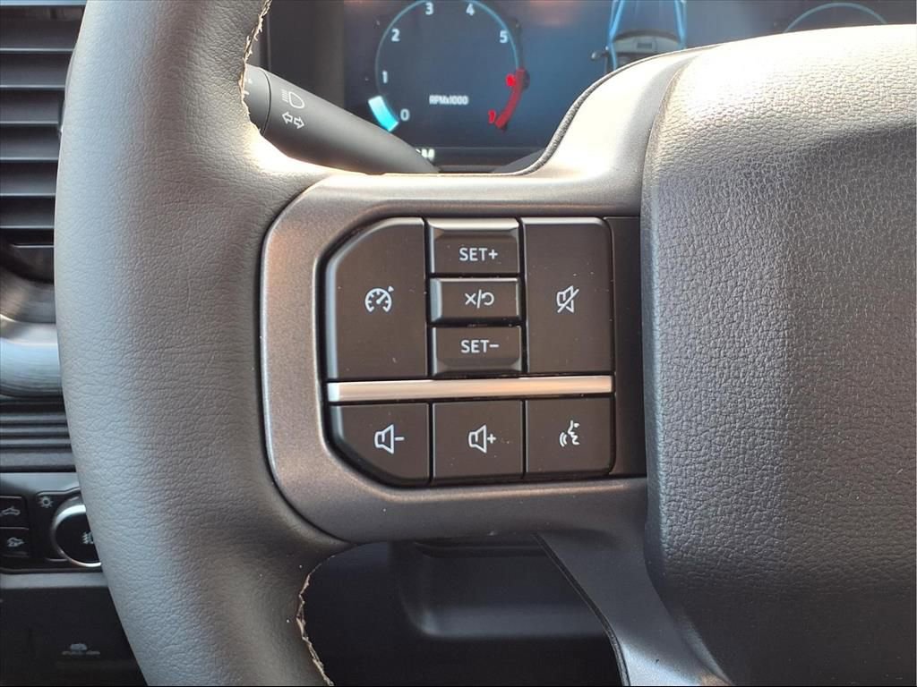 New 2026 Ford F250 Lariat w/ Black Appearance Package image 12