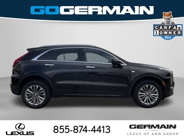 Used 2025 Cadillac XT4 Premium Luxury image 9