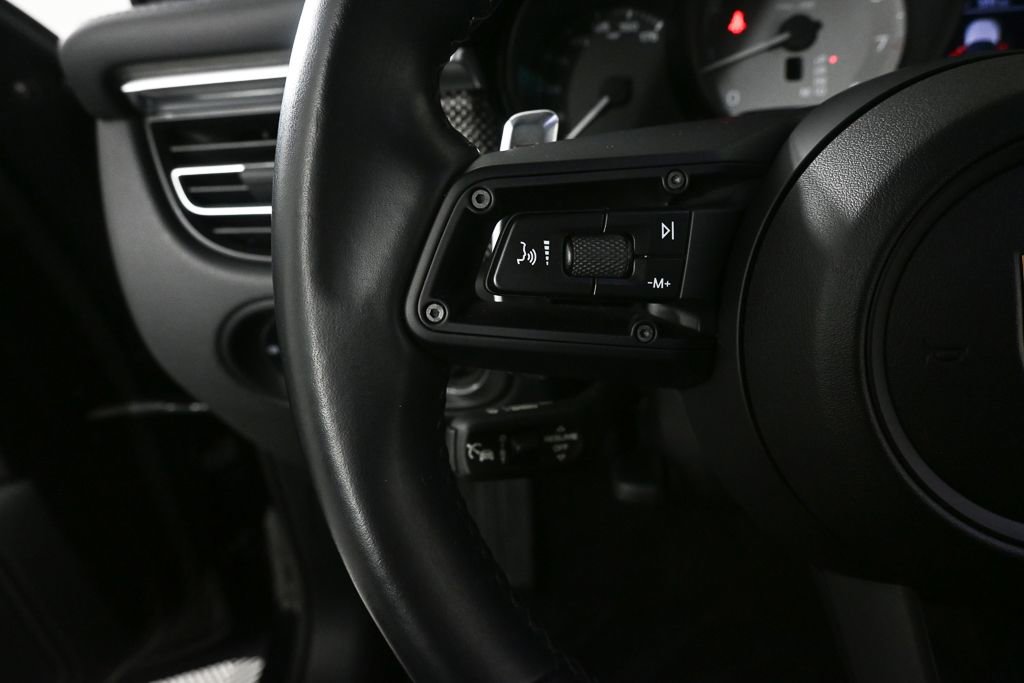 Used 2024 Porsche Macan S w/ Premium Plus Package image 10