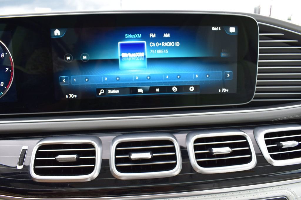 Used 2023 Mercedes-Benz Maybach GLS 600 4MATIC image 40