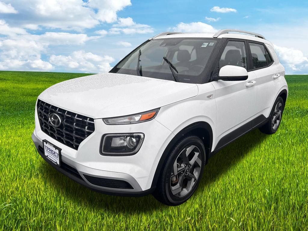 Used 2022 Hyundai Venue SEL image 10