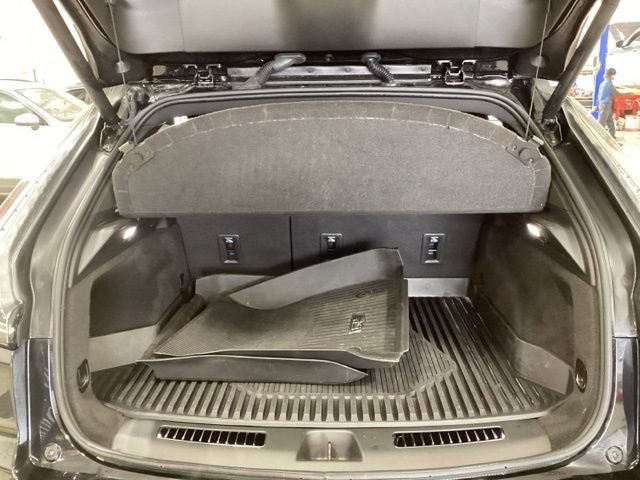 Used 2023 Cadillac XT4 Sport w/ Cold Weather Package AWD/4WD image 12