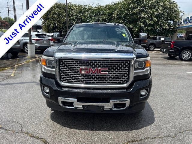 Used 2015 GMC Sierra 3500 Denali w/ Duramax Plus Package AWD/4WD image 8