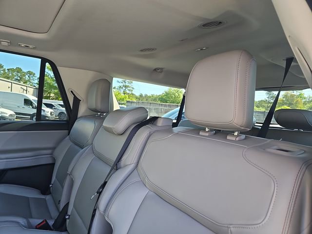 Used 2025 Ford Expedition Max Active image 16
