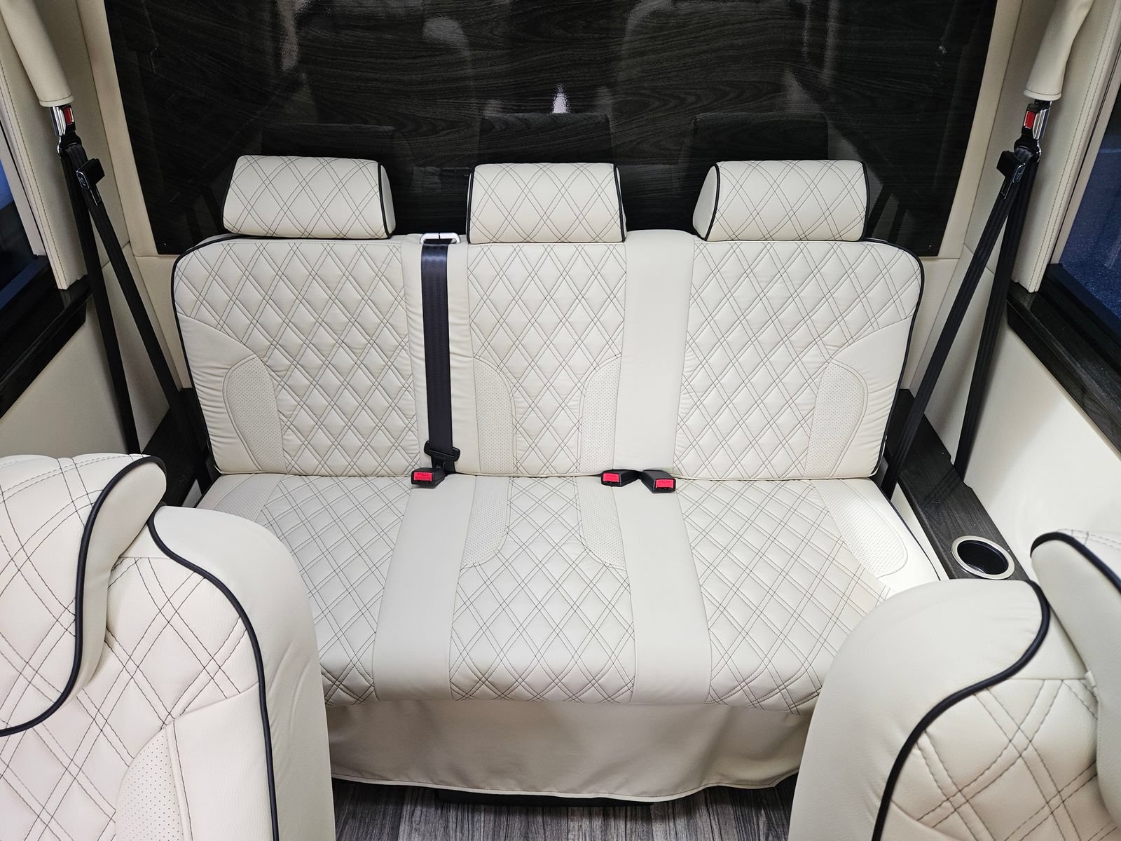 New 2024 Mercedes-Benz Sprinter 3500 image 40