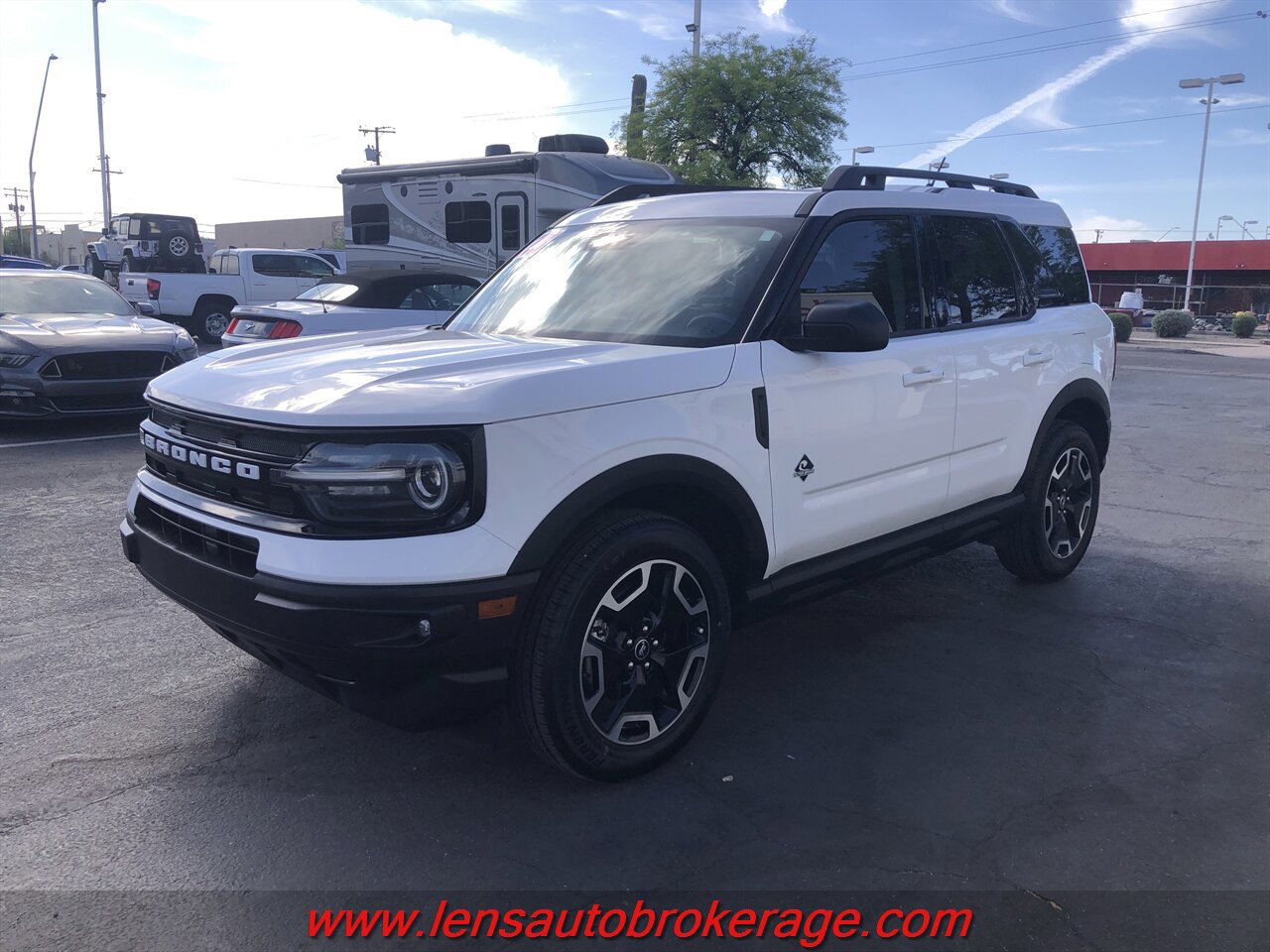Used 2023 Ford Bronco Sport Outer Banks AWD/4WD image 4