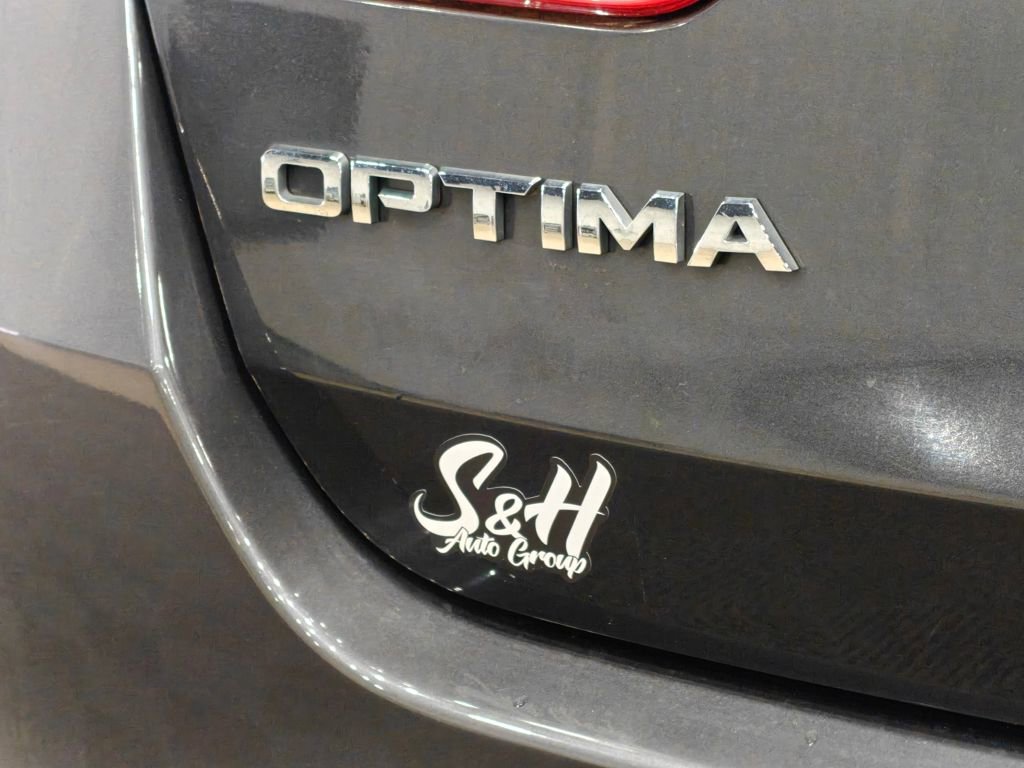 Used 2017 Kia Optima LX FWD image 32
