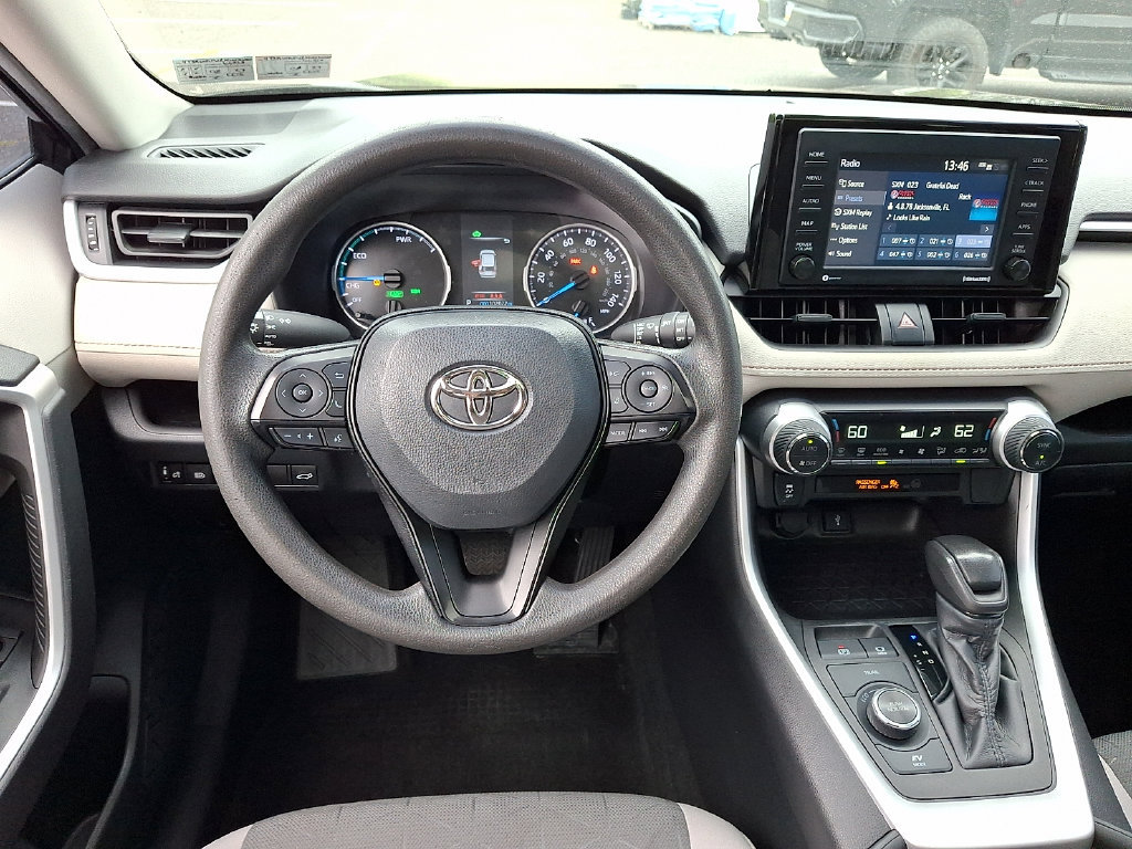 Used 2022 Toyota RAV4 XLE w/ Convenience Package AWD/4WD image 2