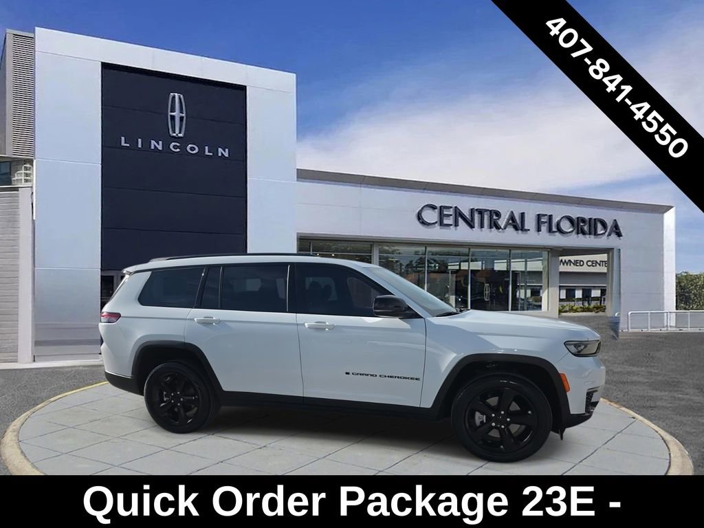 Used 2024 Jeep Grand Cherokee L Limited w/ Black Appearance Package image 2