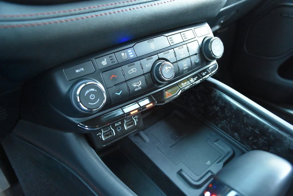 Used 2024 Dodge Durango R/T image 25