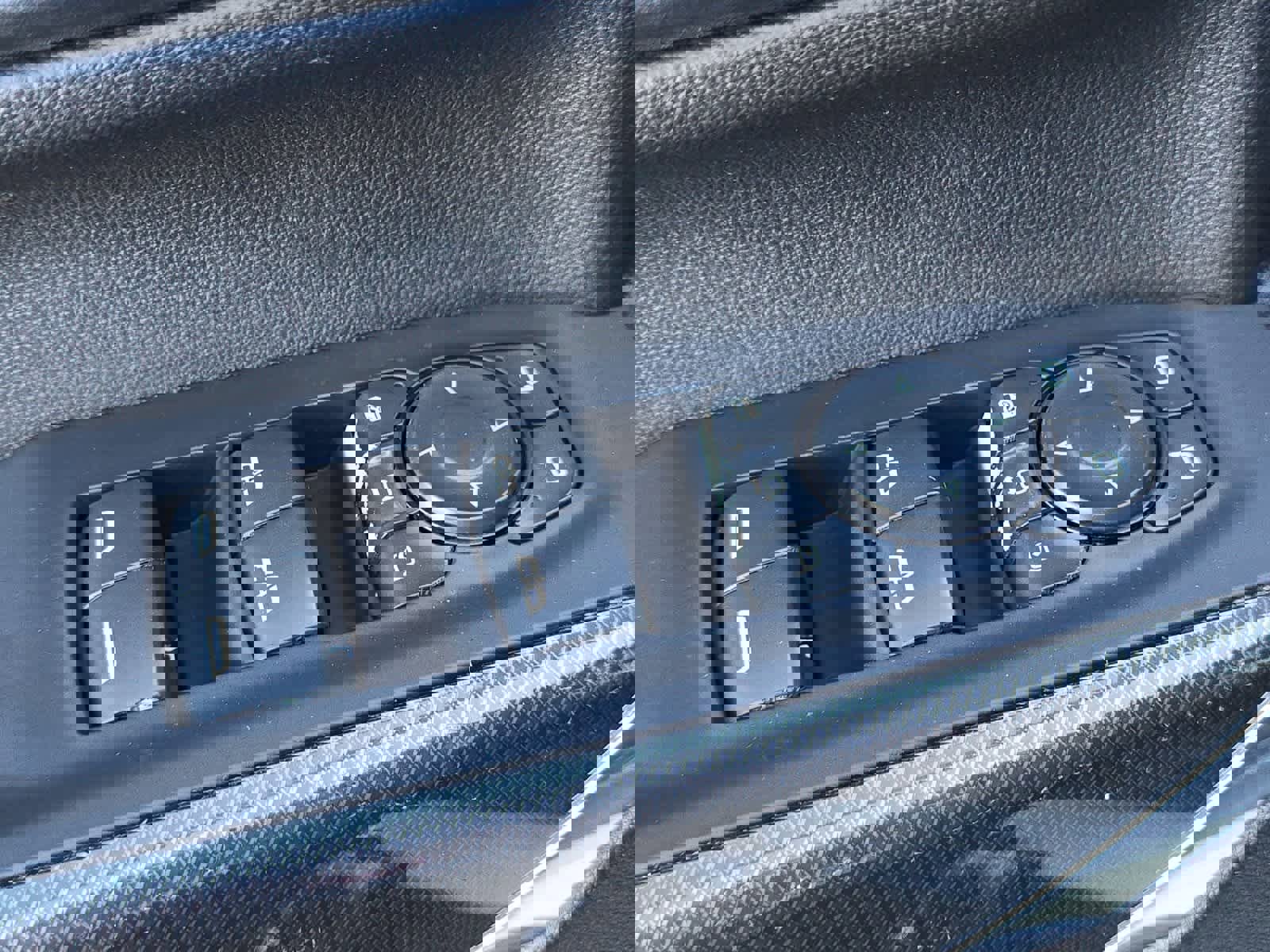 Used 2021 GMC Sierra 3500 AT4 w/ AT4 Preferred Package image 13