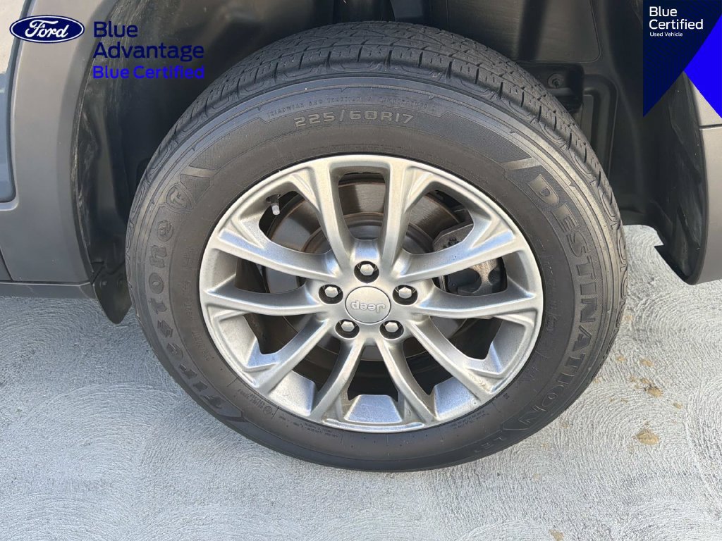 Used 2022 Jeep Cherokee Latitude Lux FWD image 8