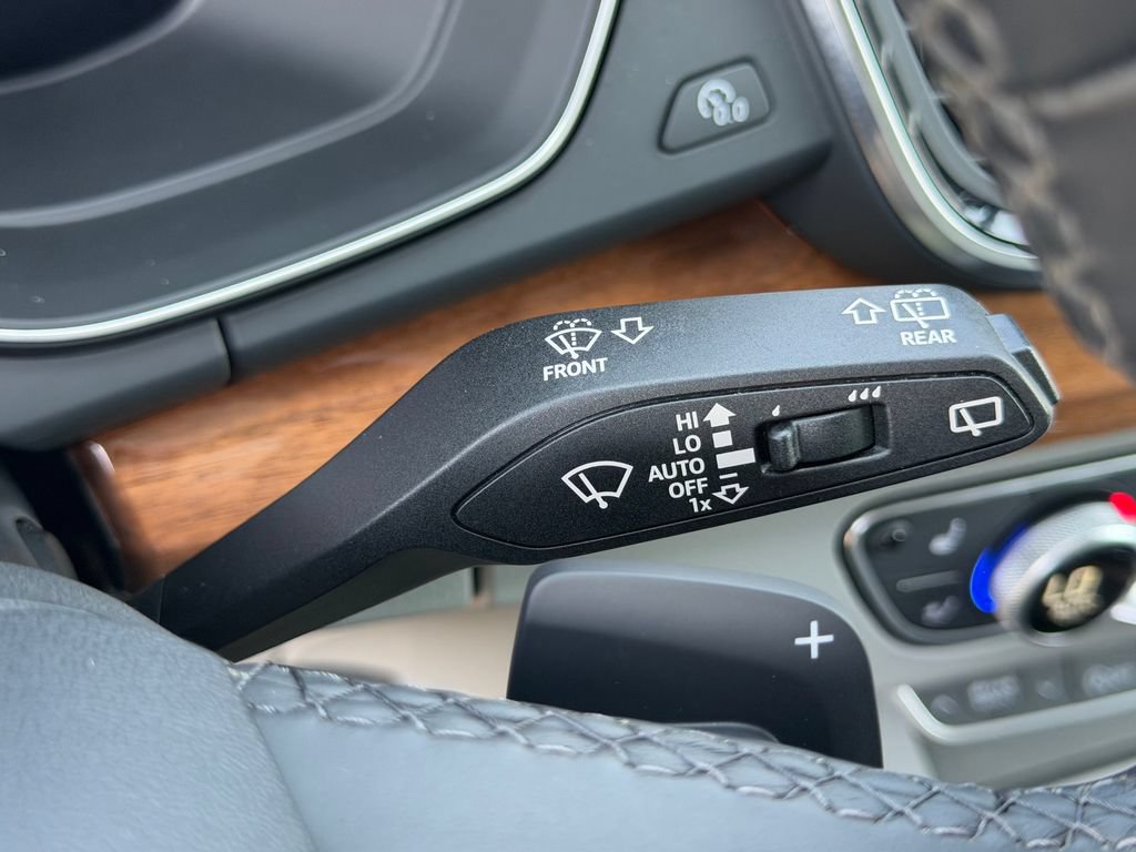 Certified 2023 Audi Q5 2.0T Prestige AWD/4WD image 37