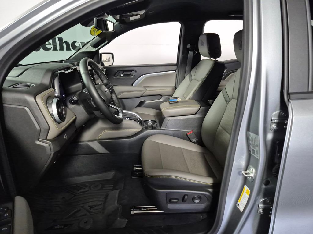 Certified 2024 Chevrolet Colorado ZR2 w/ ZR2 Bison Edition image 9