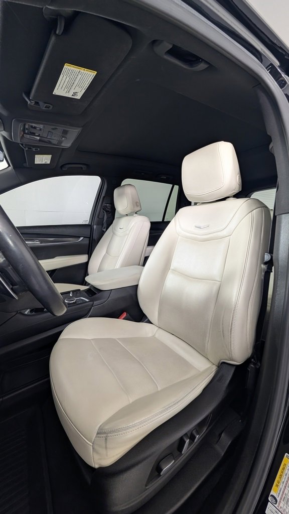 Certified 2022 Cadillac XT6 Sport w/ Technology Package image 6