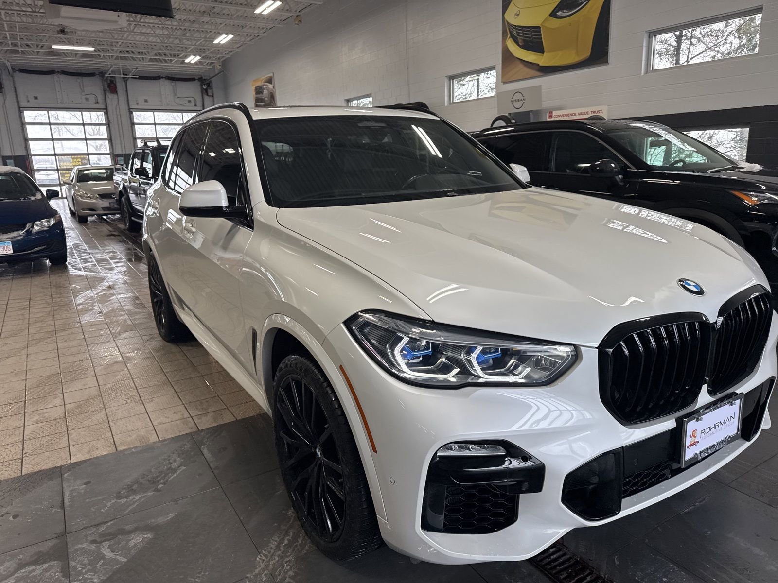 Used 2021 BMW X5 M50i w/ Executive Package image 13