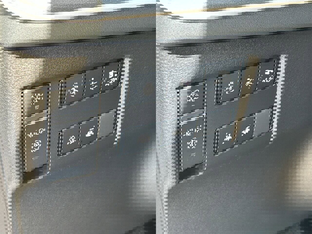 New 2026 Nissan Leaf Platinum+ w/ Cargo Package (Platinum+) image 36