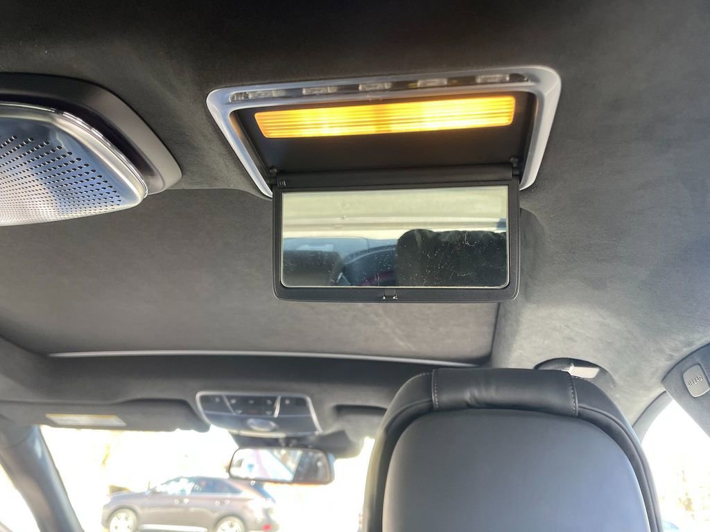 Used 2016 Mercedes-Benz S 550 4MATIC Sedan image 29