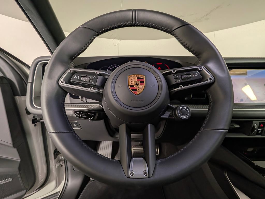 New 2026 Porsche Cayenne GTS AWD/4WD image 37
