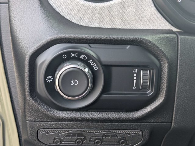Used 2025 Jeep Wrangler Sport AWD/4WD image 24