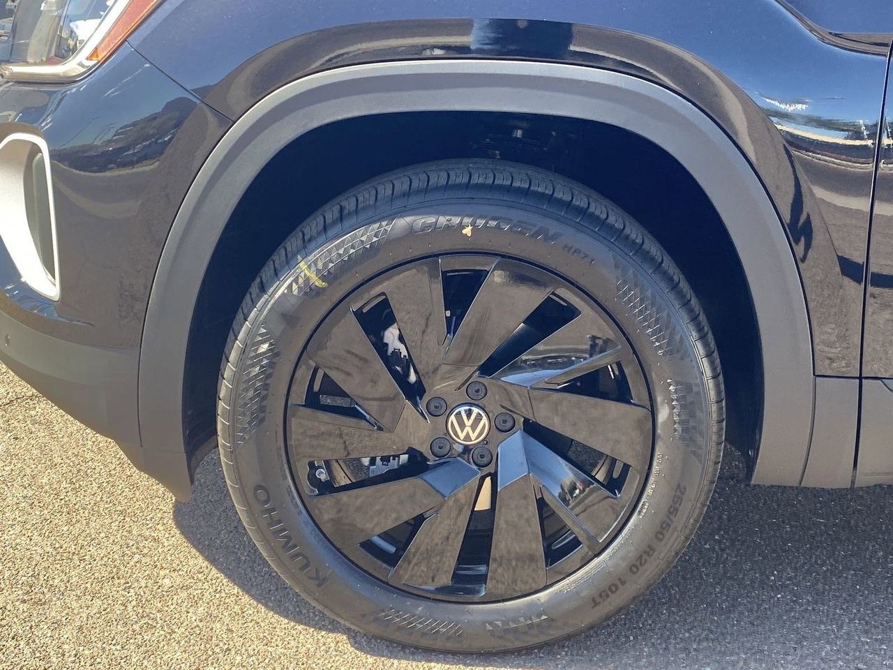 New 2026 Volkswagen Atlas SE image 6